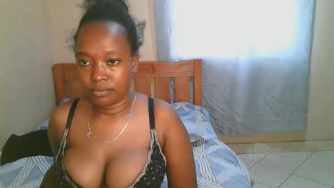 Snapshot of naughtynova33 chatting on 11, 10, 2025 nova online show from 11, 10, 2025