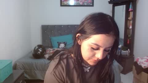 naughtyplayass online show from 18, 2, 2026