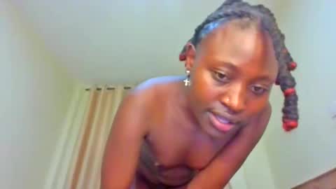 Snapshot of naughtyqueen12 chatting on 22, 10, 2025 naughtyqueen12 online show from 22, 10, 2025