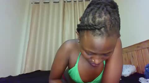 Snapshot of naughtyqueen12 chatting on 13, 11, 2025 naughtyqueen12 online show from 13, 11, 2025