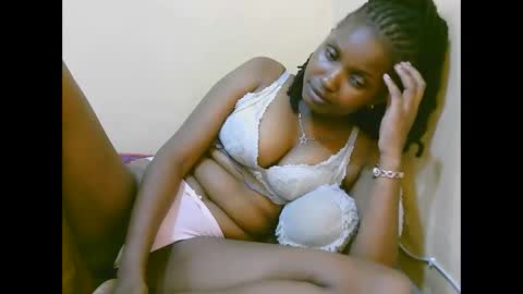 naughtyqueen online show from 27, 10, 2025