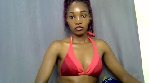 Snapshot of naughtyy4u chatting on 27, 4, 2026 naughtyy4u online show from 27, 4, 2026