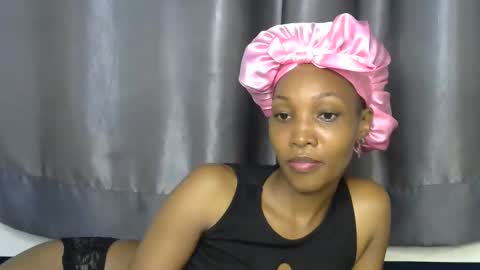 Snapshot of naughtyy4u chatting on 13, 5, 2026 naughtyy4u online show from 13, 5, 2026