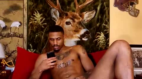 Snapshot of naughtyy_ken chatting on 28, 1, 2025 Mekhi or Khi online show from 28, 1, 2025