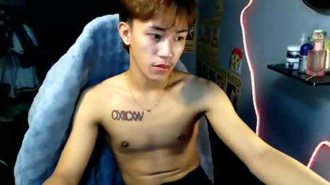 Snapshot of naugthyboyloy chatting on 21, 7, 2026 Loy online show from 21, 7, 2026