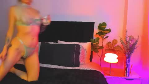 Mila aka Dominika - Nov 20 Birthday show  Onlyfans Naugthymila online show from 24, 3, 2026