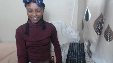 Snapshot of nawtylarissa_ chatting on 24, 9, 2025 nawtylarissa_ online show from 24, 9, 2025