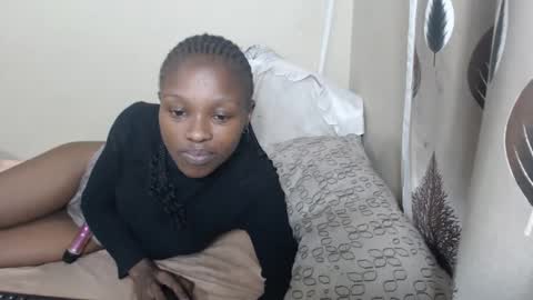Snapshot of nawtylarissa_ chatting on 1, 10, 2025 nawtylarissa_ online show from 1, 10, 2025