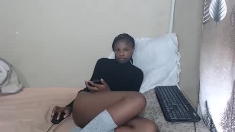 nawtylarissa_ online show from 18, 11, 2025