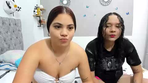 nay_and_aleja online show from 10, 9, 2025
