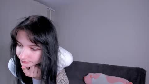 Kira online show from 8, 3, 2026