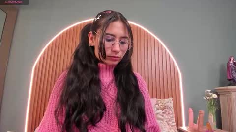 Naye  online show from 18, 10, 2025