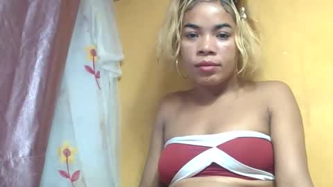 Snapshot of nayrrah chatting on 15, 4, 2026 nayrrah online show from 15, 4, 2026