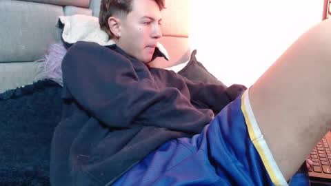 Im Nayton online show from 7, 1, 2026