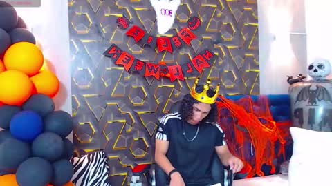 Snapshot of nazper_2 chatting on 23, 10, 2025 NAZPER online show from 23, 10, 2025