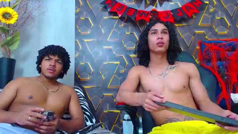 Snapshot of nazper_2 chatting on 3, 11, 2025 NAZPER online show from 3, 11, 2025