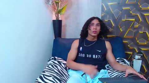 Snapshot of nazper_2 chatting on 6, 11, 2025 NAZPER online show from 6, 11, 2025