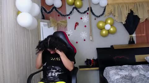 Snapshot of nazper_2 chatting on 15, 11, 2025 NAZPER online show from 15, 11, 2025