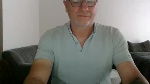 neckdown12 online show from 19, 12, 2025