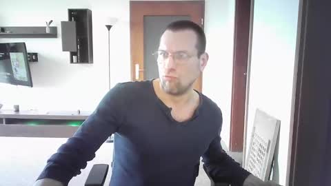 Sebastian online show from 3, 1, 2025