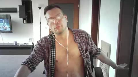 Sebastian online show from 2, 3, 2025