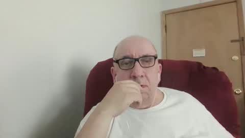 Tom online show from 12, 4, 2026