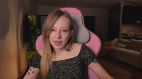 Snapshot of needmorespeed chatting on 27, 12, 2024 m a r i a online show from 27, 12, 2024