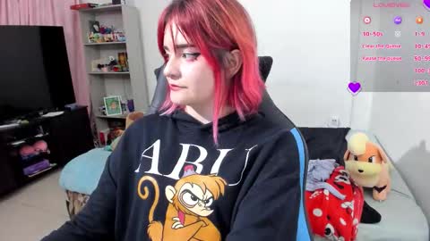 Geek Nicole    im Neeko UwU online show from 6, 10, 2025