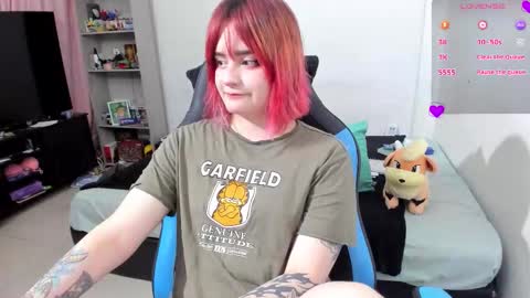 Geek Nicole    im Neeko UwU online show from 10, 10, 2025