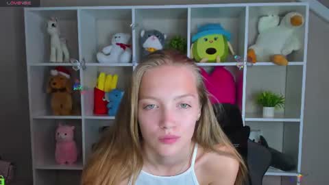 Snapshot of neelly_collins chatting on 7, 7, 2026 Nelly online show from 7, 7, 2026