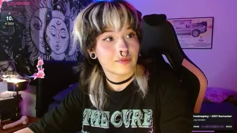 Neena Nyx online show from 1, 2, 2026