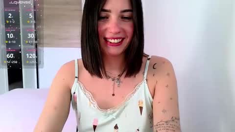 Neferutt online show from 7, 5, 2026