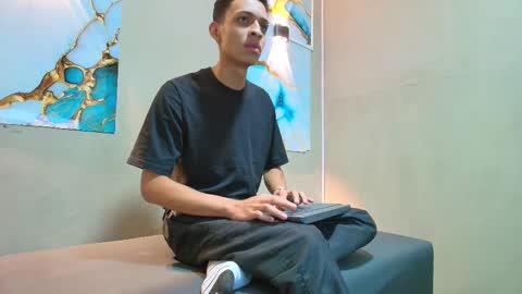 Snapshot of neithan_bleyt chatting on 20, 10, 2025 NEITHAN online show from 20, 10, 2025