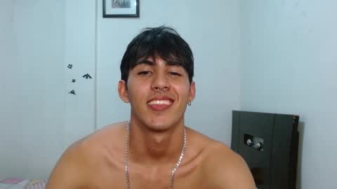 Snapshot of neithanzyn chatting on 17, 12, 2024 Neithanzyn online show from 17, 12, 2024