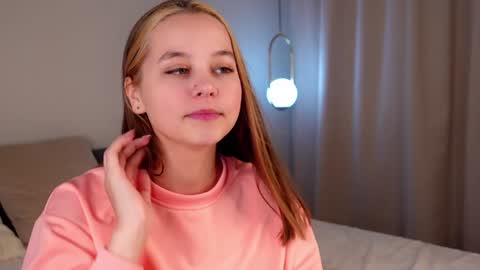 Lana online show from 14, 12, 2024