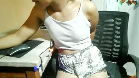 nelia_84 online show from 18, 6, 2026