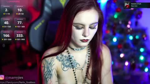 Snapshot of nelle_ chatting on 30, 12, 2024 online show from 30, 12, 2024