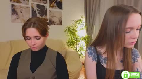 Snapshot of nellie_moans chatting on 10, 10, 2025 Nellie online show from 10, 10, 2025