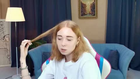 Snapshot of nelliemathers chatting on 27, 11, 2025 Nelli online show from 27, 11, 2025