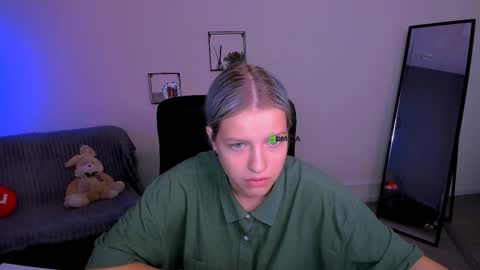 Snapshot of nelly_storm chatting on 12, 9, 2025 nelly_storm online show from 12, 9, 2025