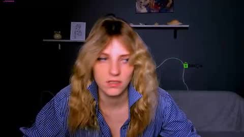 Snapshot of nelly_storm chatting on 15, 9, 2025 nelly_storm online show from 15, 9, 2025