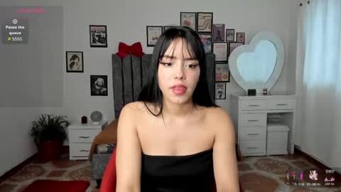 nenitaa_ online show from 6, 5, 2026