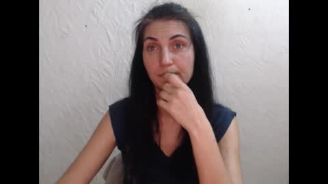 Nensy online show from 27, 10, 2025