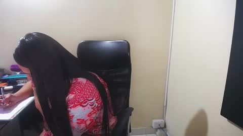 kelly lopez online show from 8, 1, 2025