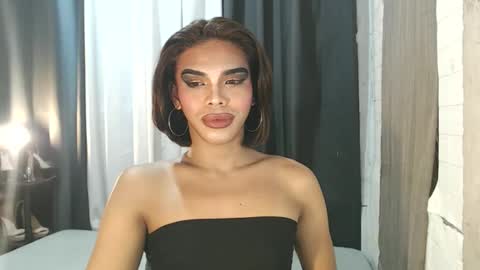 neomi online show from 24, 11, 2025