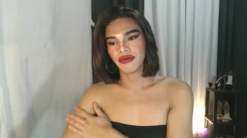 neomi online show from 18, 12, 2025