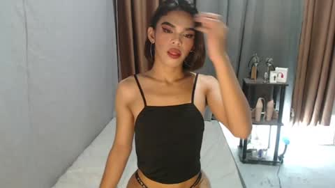Snapshot of neomi_hardcock chatting on 16, 7, 2026 neomi online show from 16, 7, 2026