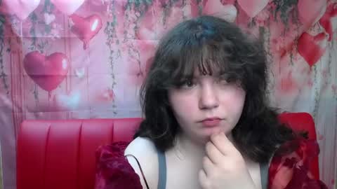 Snapshot of neonilalisova chatting on 22, 4, 2026 NeonilaLisova online show from 22, 4, 2026