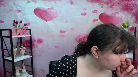 Snapshot of neonilalisova chatting on 26, 4, 2026 NeonilaLisova online show from 26, 4, 2026