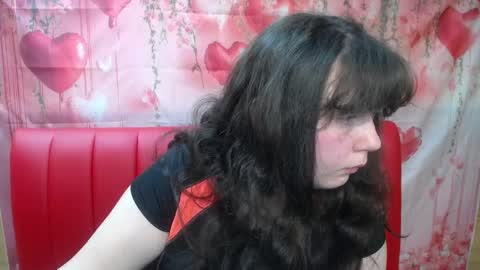 Snapshot of neonilalisova chatting on 5, 5, 2026 NeonilaLisova online show from 5, 5, 2026